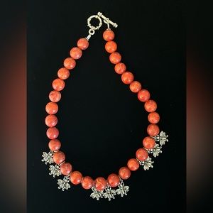 Red Ombré Wood 🪵 Bead Hand 🤚 Made Necklace 🐝